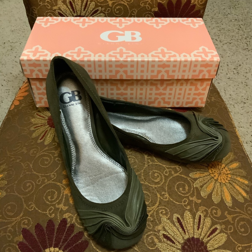 Gianni Bini Autumn Moss Flats